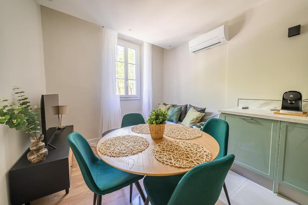 Le Pearl Appartement De Charme En Bord Riviere Collobrières エクステリア 写真
